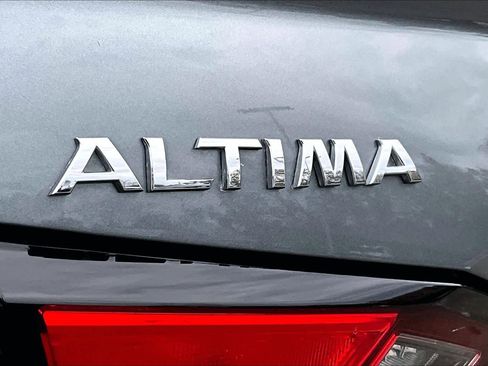 Used 2020 Nissan Altima 2.5 SR w/ Premium Package image 30