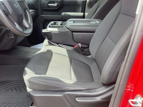 Used 2021 Chevrolet Silverado 1500 Custom Trail Boss w/ LPO, Dark Essentials Package AWD/4WD image 12