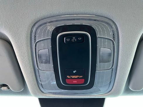 Used 2025 Hyundai Kona SEL image 17