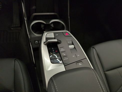 New 2025 BMW X1 xDrive28i w/ Convenience Package image 21
