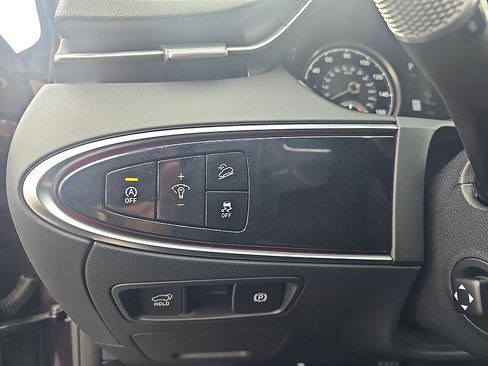 Used 2022 Genesis GV70 2.5T w/ Advanced Package image 15