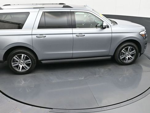 Used 2024 Ford Expedition Max Limited image 31