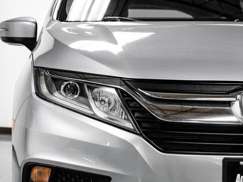 Used 2019 Honda Odyssey EX image 44