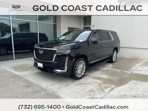 Certified 2024 Cadillac Escalade ESV Premium Luxury AWD/4WD image 1