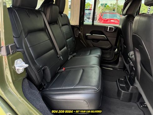 Used 2021 Jeep Wrangler Unlimited Sahara AWD/4WD image 33
