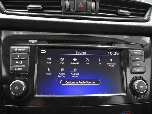 Used 2020 Nissan Rogue S image 21