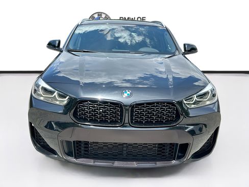 Used 2022 BMW X2 sDrive28i w/ Edition Package FWD image 2