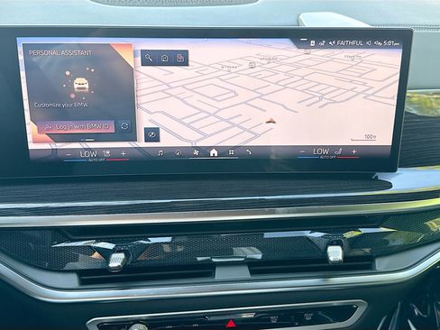 New 2026 BMW X6 xDrive40i w/ Executive Package image 32