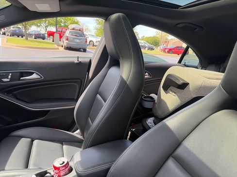 Used 2019 Mercedes-Benz CLA 250 image 22