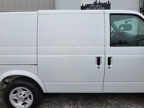 Used 2005 Chevrolet Astro image 35