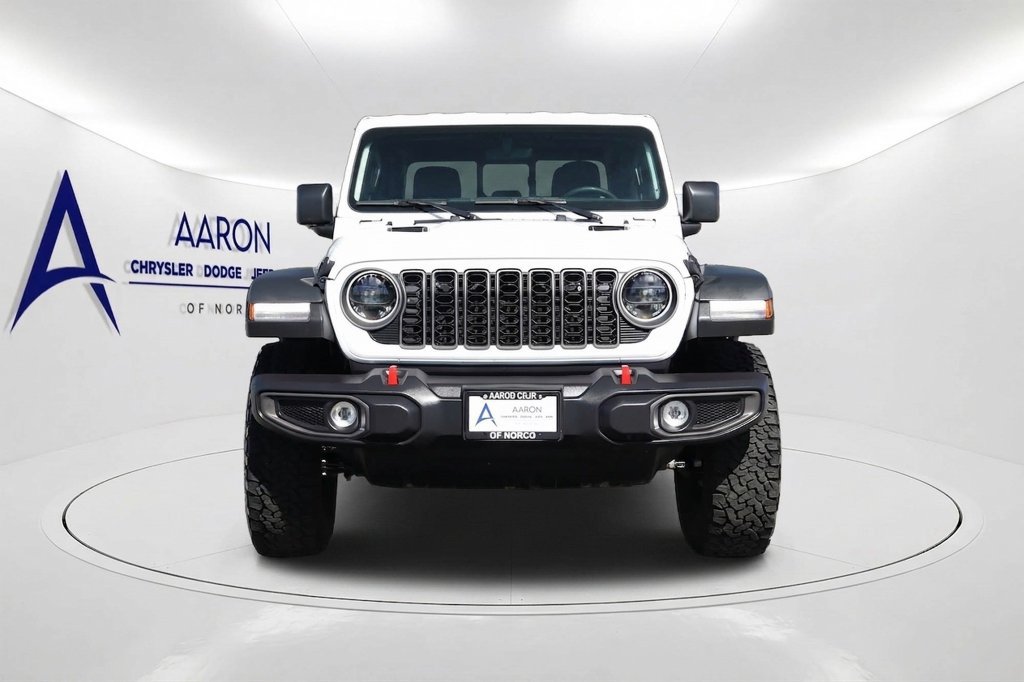 Certified 2025 Jeep Wrangler Unlimited Rubicon AWD/4WD image 2