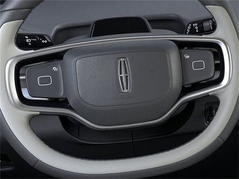 New 2026 Lincoln Navigator L Reserve AWD/4WD image 12