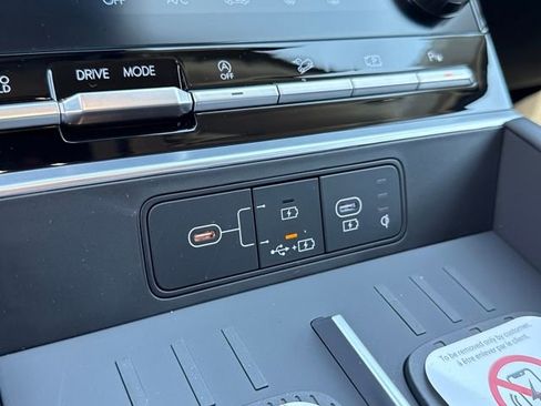 New 2026 Hyundai Santa Fe SEL image 25