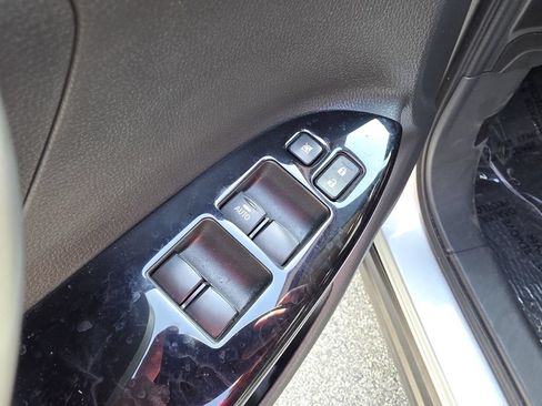 Used 2024 Mitsubishi Eclipse Cross LE AWD/4WD image 16