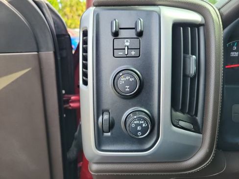 Used 2018 GMC Sierra 1500 SLT image 13
