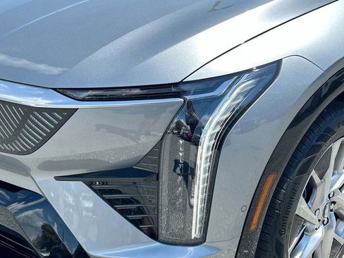 Used 2026 Cadillac Optiq Luxury 1 image 13