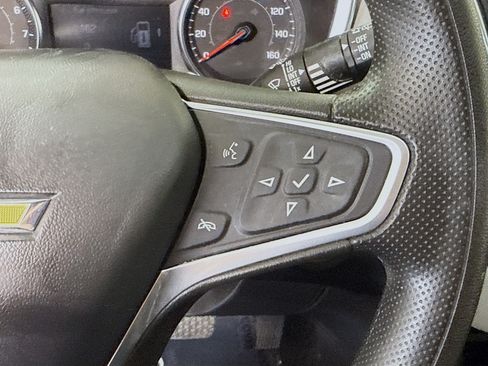 Used 2023 Chevrolet Equinox LT FWD image 15