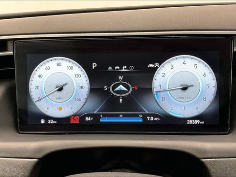 Certified 2023 Hyundai Tucson Limited AWD/4WD image 22