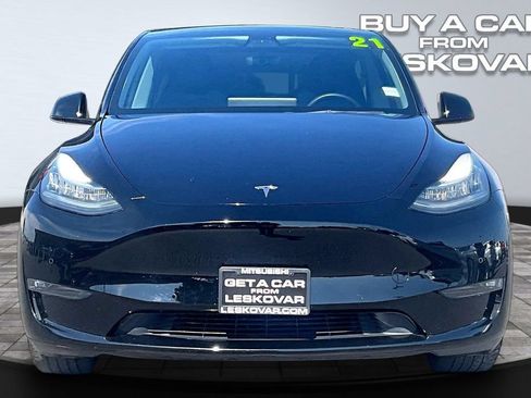 Used 2021 Tesla Model Y Long Range AWD/4WD image 3