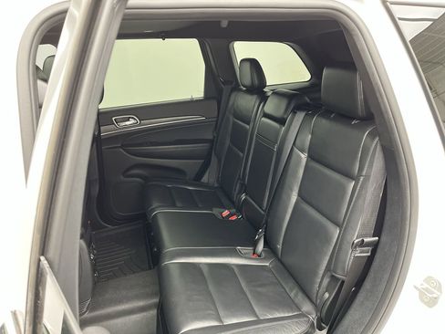Used 2018 Jeep Grand Cherokee Limited image 11