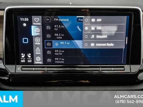 Used 2025 Volkswagen Atlas SE FWD image 38