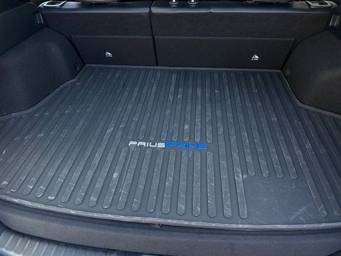 Certified 2022 Toyota Prius Prime Limited image 18