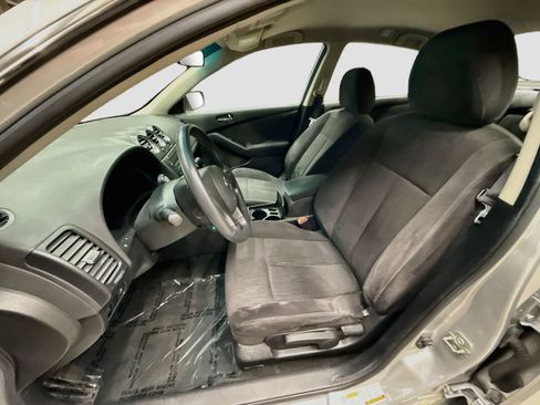 Used 2011 Nissan Altima 2.5 S FWD image 21