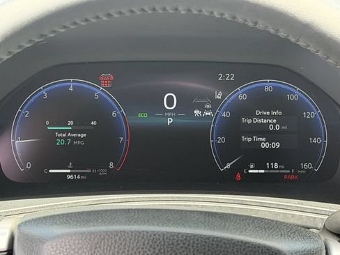 Certified 2025 Toyota Grand Highlander FWD image 16