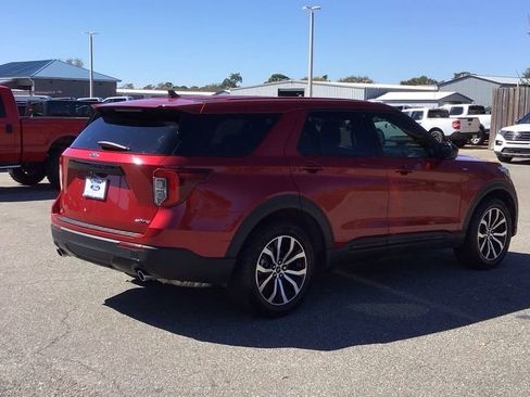 Certified 2022 Ford Explorer ST-Line image 6