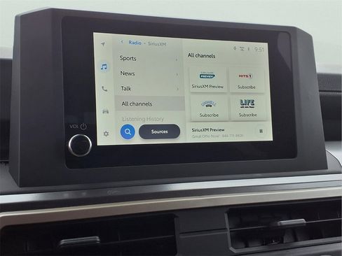 Certified 2025 Toyota Tacoma SR5 image 17