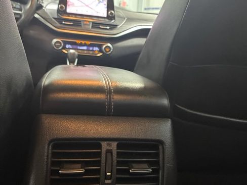 Used 2019 Nissan Altima 2.5 SL FWD image 28