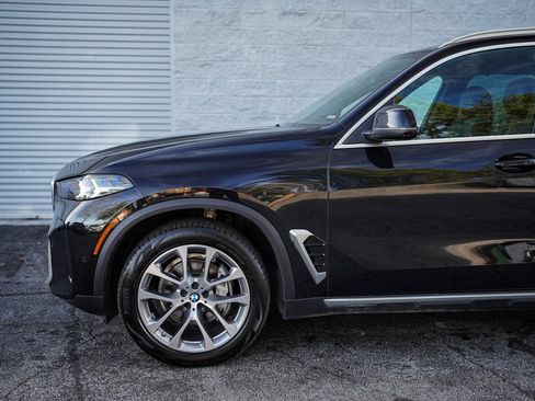 Used 2024 BMW X5 xDrive40i image 10