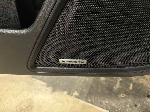 Used 2022 Subaru Legacy Limited XT image 31