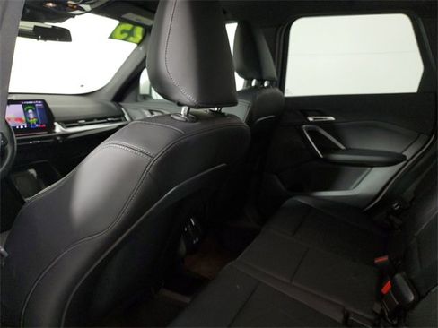 Used 2025 BMW X1 xDrive28i image 11