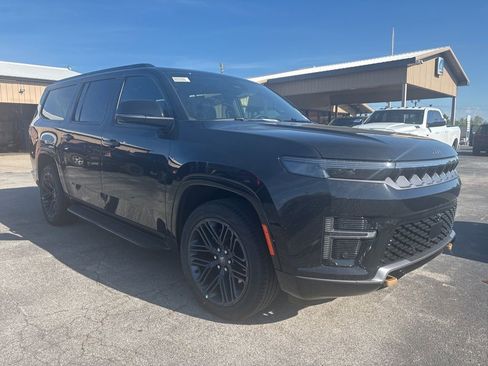 New 2026 Jeep Grand Wagoneer L 4WD image 2