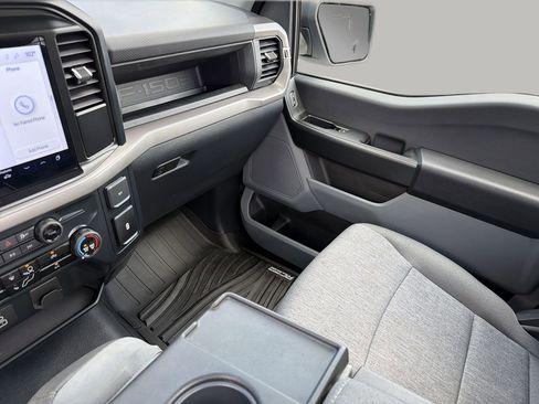 Used 2025 Ford F150 XL RWD image 14