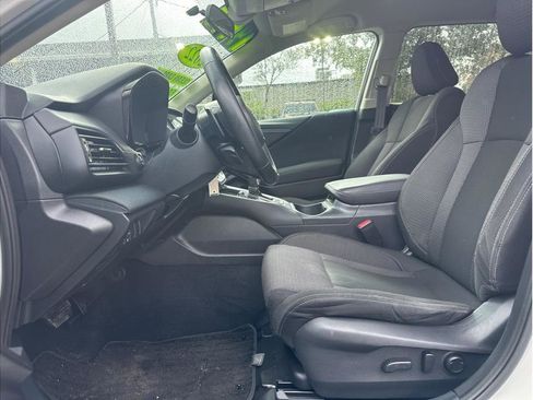 Used 2022 Subaru Outback Premium image 14