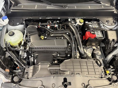 New 2025 Ford Maverick XLT w/ XLT Luxury Package image 32