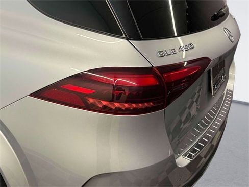 Certified 2024 Mercedes-Benz GLE 450 4MATIC image 9
