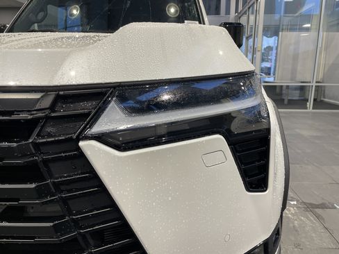 Used 2024 Lexus GX 550 image 5