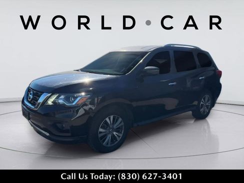 Used 2017 Nissan Pathfinder SV FWD image 7