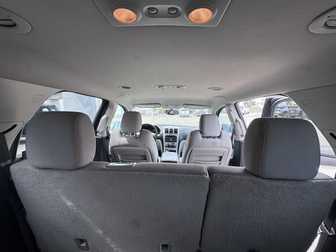 Used 2012 GMC Acadia SL w/ Preferred Package AWD/4WD image 39