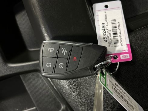 Used 2025 Chevrolet Silverado 1500 LT w/ Work Truck Package image 21