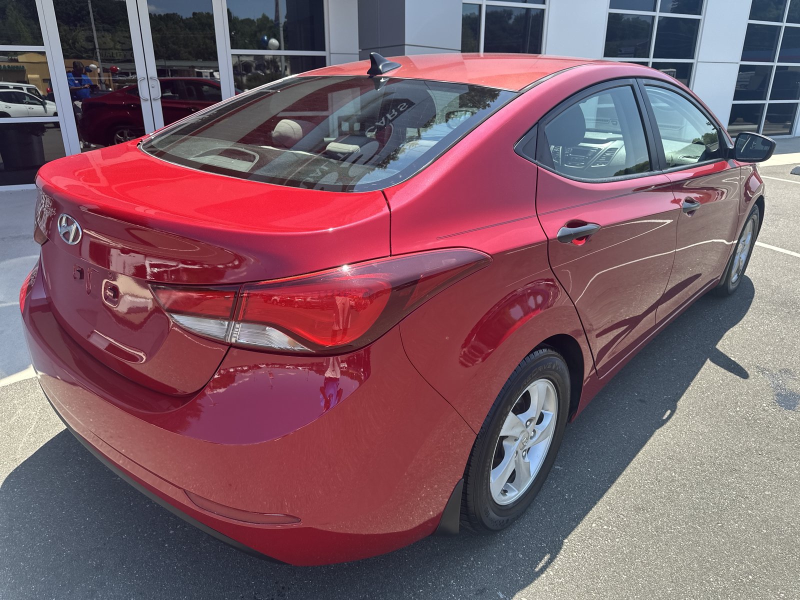 Used 2015 Hyundai Elantra SE FWD image 8