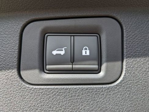 New 2026 Nissan Armada SL w/ Captain's Chari Seat Package image 14