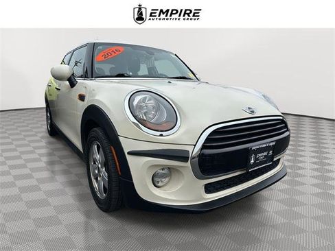 Used 2016 MINI Cooper 4-Door Hardtop image 1