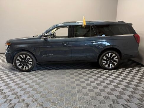 Used 2025 Ford Expedition Max Platinum w/ Driver's Package AWD/4WD image 6