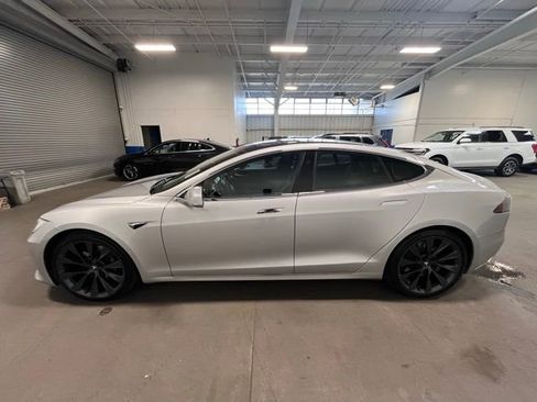 Used 2018 Tesla Model S 100D image 6