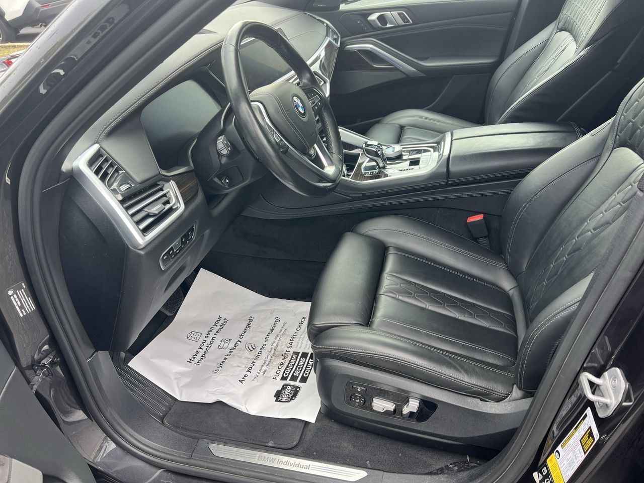 Used 2021 BMW X6 xDrive40i w/ Executive Package AWD/4WD image 16