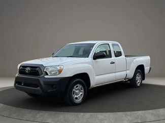 Used 2015 Toyota Tacoma 2WD Access Cab video 1